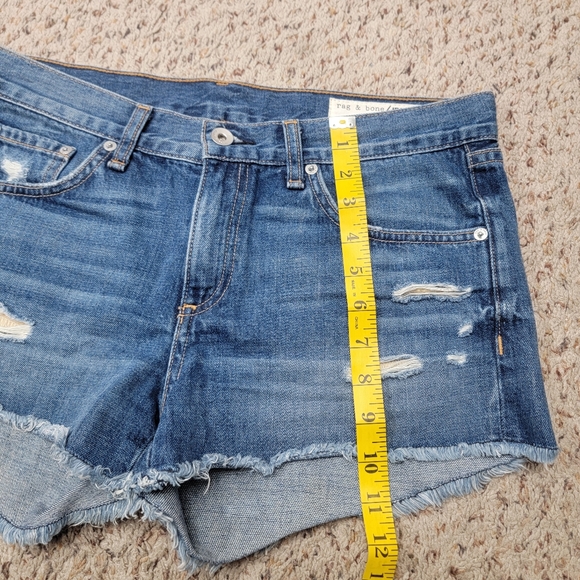 RAG & BONE CUTOFF JOHNNY DENIM SHORTS, SIZE 27 - Picture 8 of 8